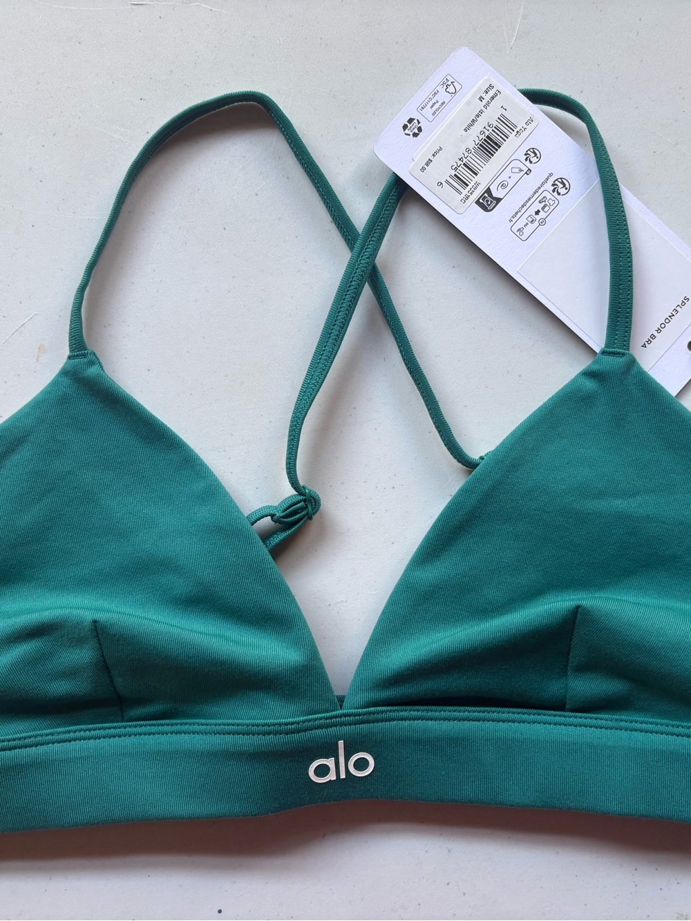 NWT Alo Yoga Splendor Bra Emerald Isle White Size Medium $68